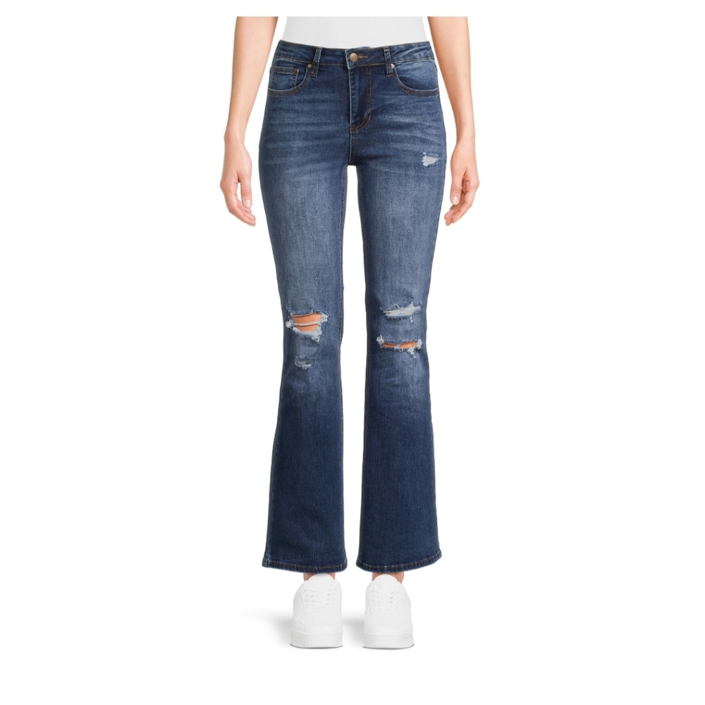 No Boundaries Juniors Destructed Flare Dark Wash Mid-Rise Dark Wash NWT